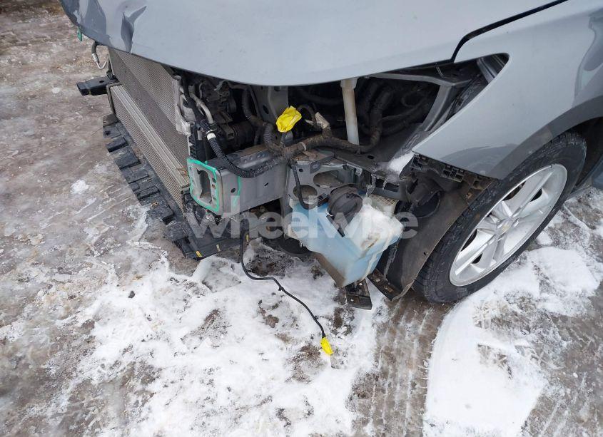 Photo 6 of 2018 Chevrolet Cruze LT AUTO (VIN 1G1BE5SM9J7213618)