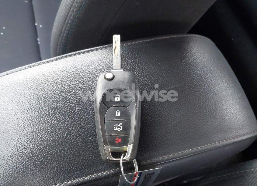 Photo 11 of 2018 Chevrolet Cruze LT AUTO (VIN 1G1BE5SM9J7231357)