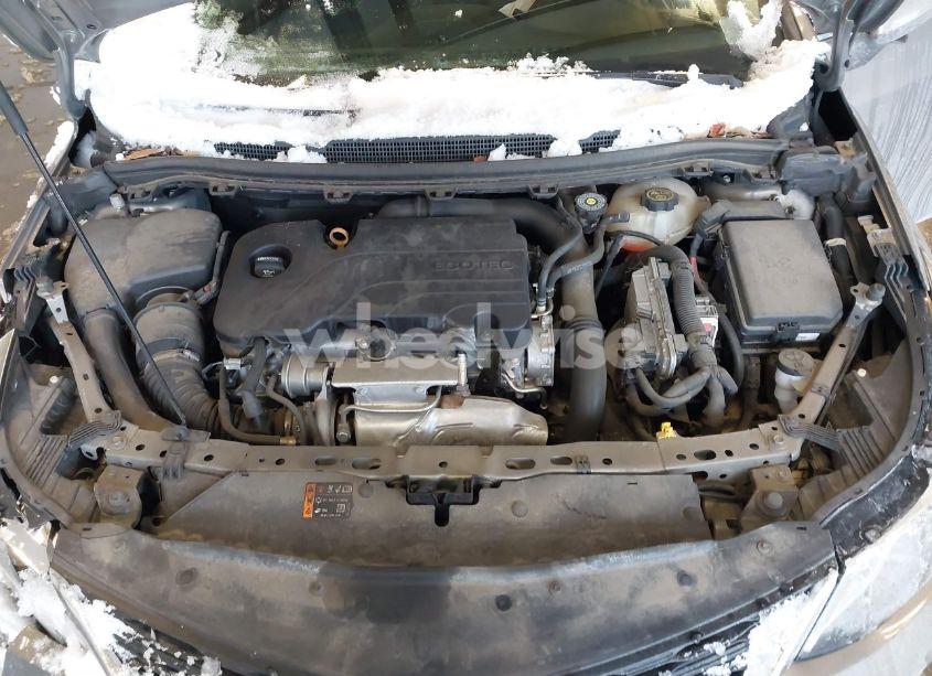 Photo 10 of 2018 Chevrolet Cruze LT AUTO (VIN 1G1BE5SM9J7244044)