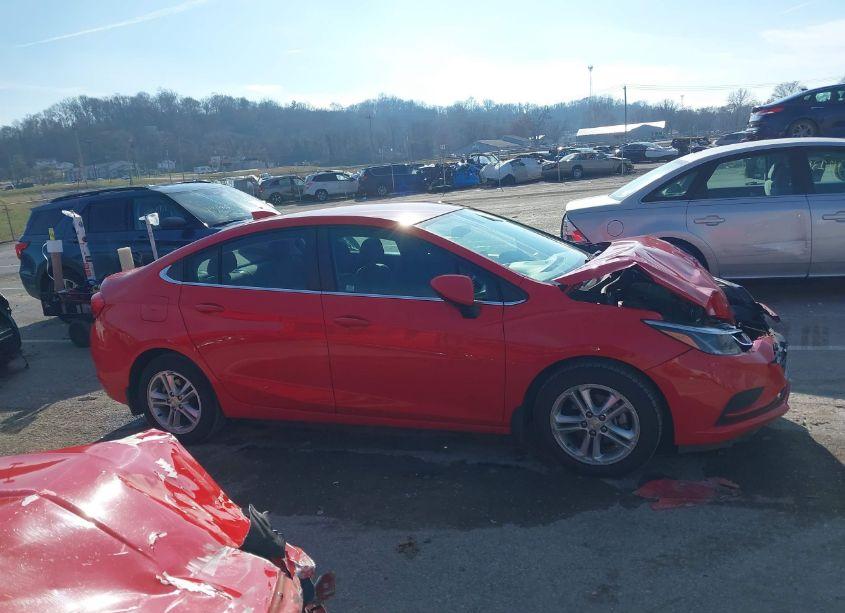 Photo 13 of 2018 Chevrolet Cruze LT AUTO (VIN 1G1BE5SM9J7248126)