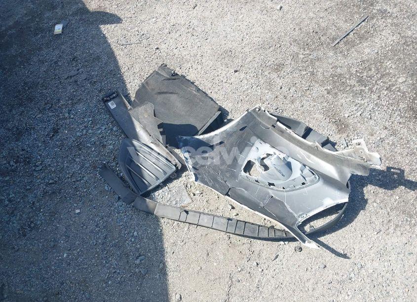 Photo 12 of 2019 Chevrolet Cruze LT (VIN 1G1BE5SM9K7113679)