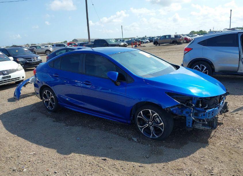 2019 Chevrolet Cruze LT (VIN 1G1BE5SM9K7137772) main photo