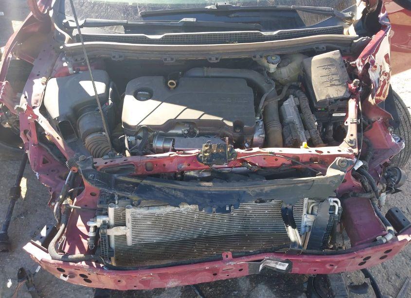 Photo 10 of 2019 Chevrolet Cruze LT (VIN 1G1BE5SM9K7139845)