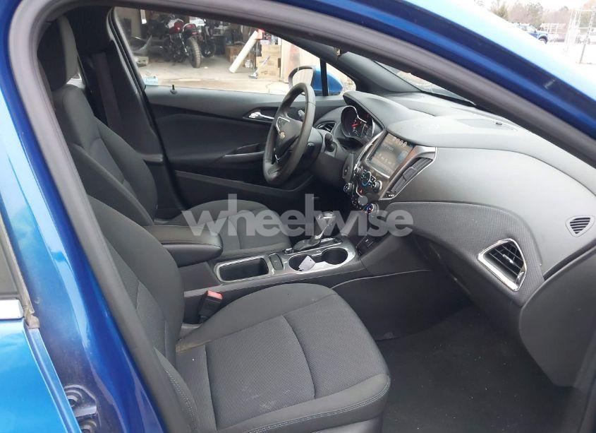Photo 5 of 2016 Chevrolet Cruze LT AUTO (VIN 1G1BE5SMXG7240366)
