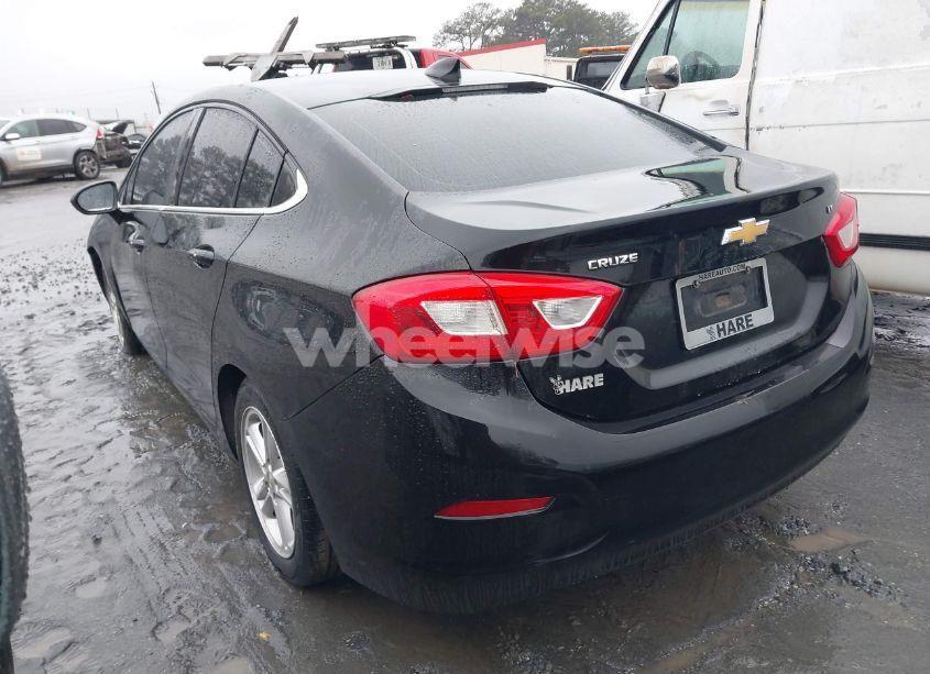 Photo 3 of 2016 Chevrolet Cruze LT AUTO (VIN 1G1BE5SMXG7262349)