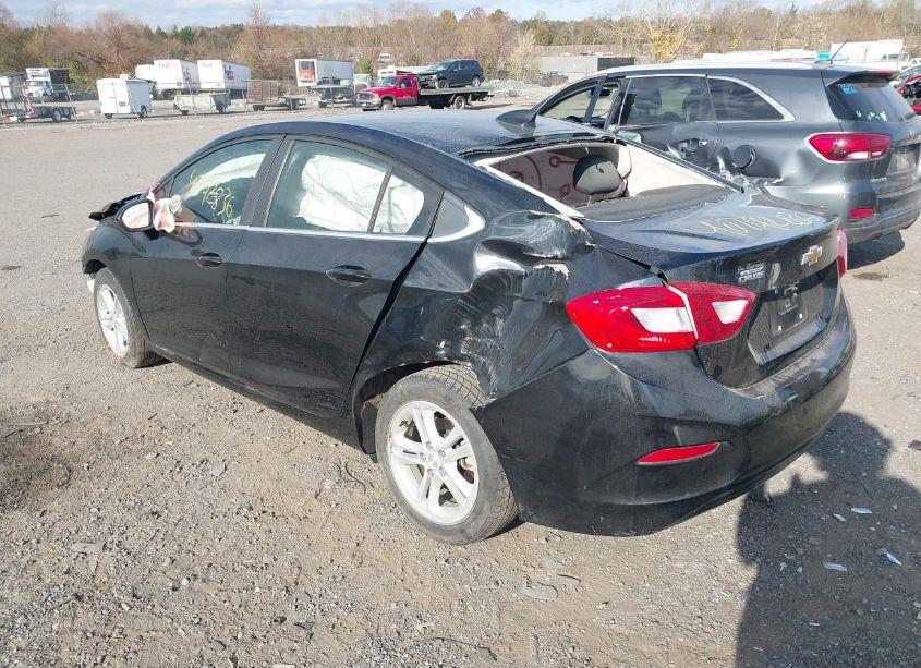 Photo 3 of 2016 Chevrolet Cruze LT AUTO (VIN 1G1BE5SMXG7265087)