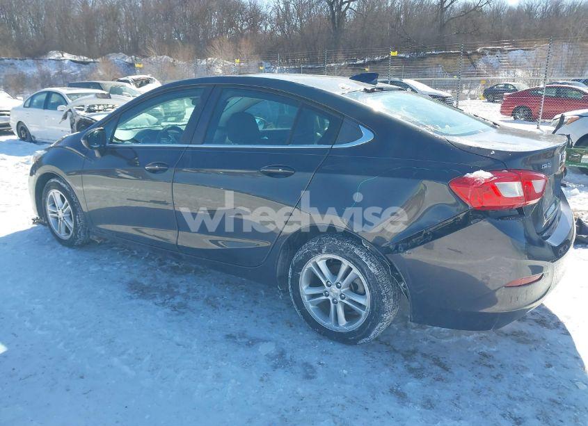 Photo 3 of 2016 Chevrolet Cruze LT AUTO (VIN 1G1BE5SMXG7278566)