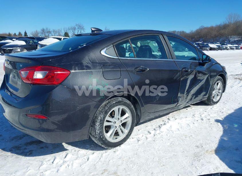 Photo 4 of 2016 Chevrolet Cruze LT AUTO (VIN 1G1BE5SMXG7278566)