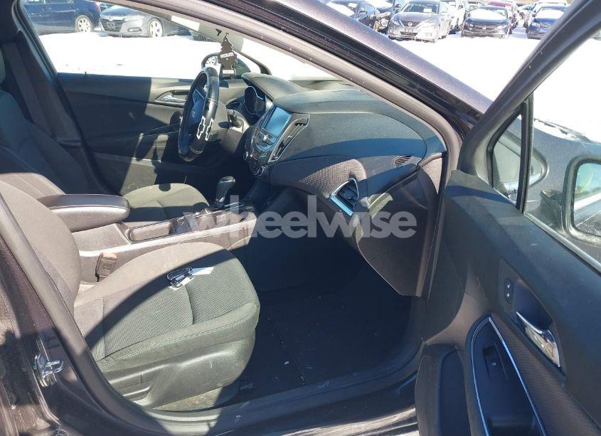 Photo 5 of 2016 Chevrolet Cruze LT AUTO (VIN 1G1BE5SMXG7278566)
