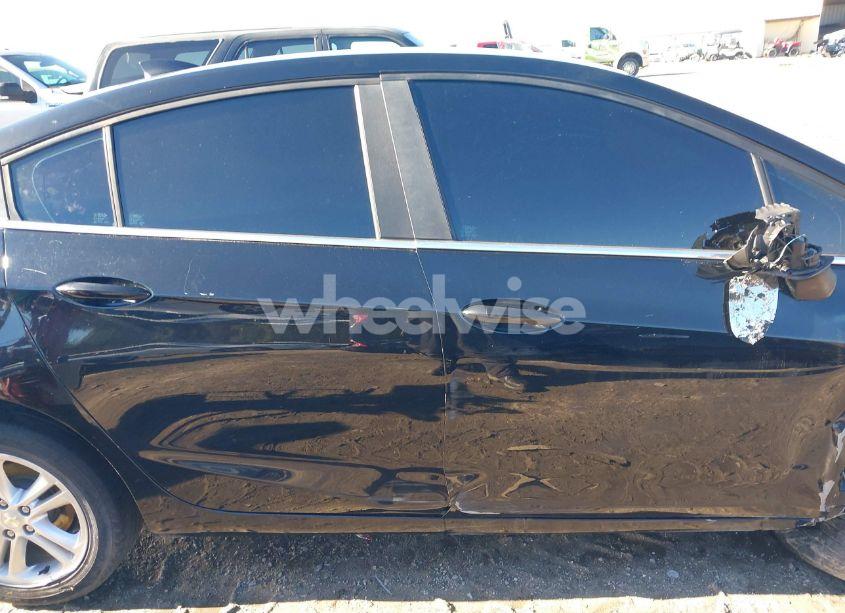 Photo 13 of 2016 Chevrolet Cruze LT AUTO (VIN 1G1BE5SMXG7302235)