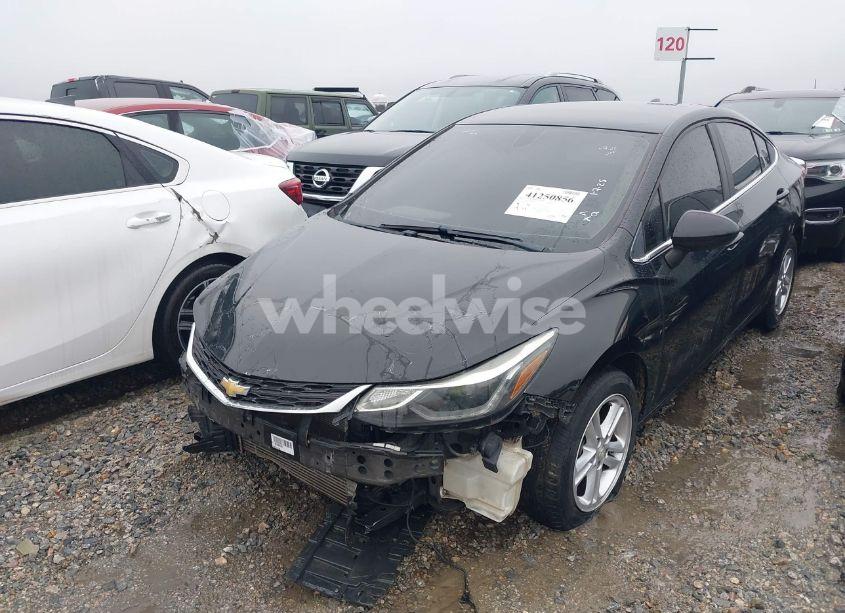 Photo 2 of 2016 Chevrolet Cruze LT AUTO (VIN 1G1BE5SMXG7302235)