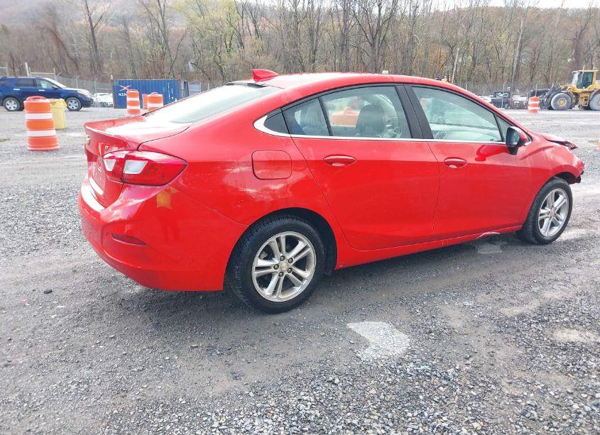 Photo 4 of 2016 Chevrolet Cruze LT AUTO (VIN 1G1BE5SMXG7306978)