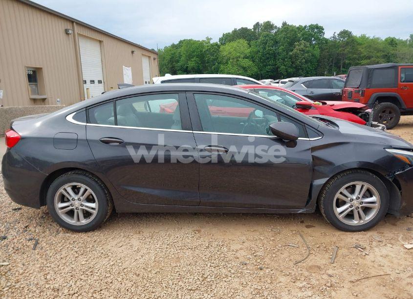 Photo 13 of 2016 Chevrolet Cruze LT AUTO (VIN 1G1BE5SMXG7318242)