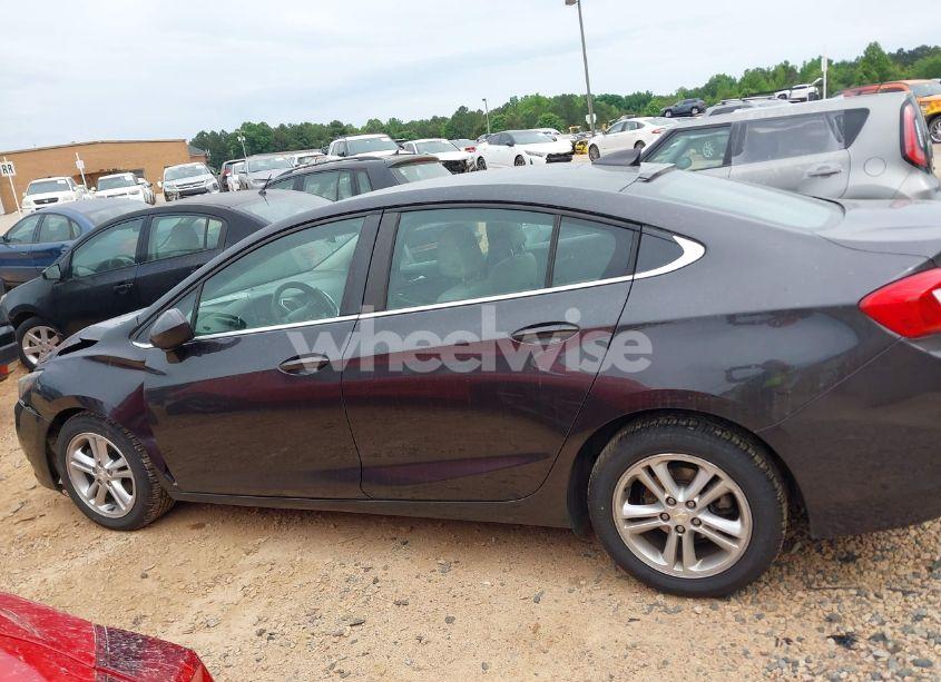 Photo 14 of 2016 Chevrolet Cruze LT AUTO (VIN 1G1BE5SMXG7318242)