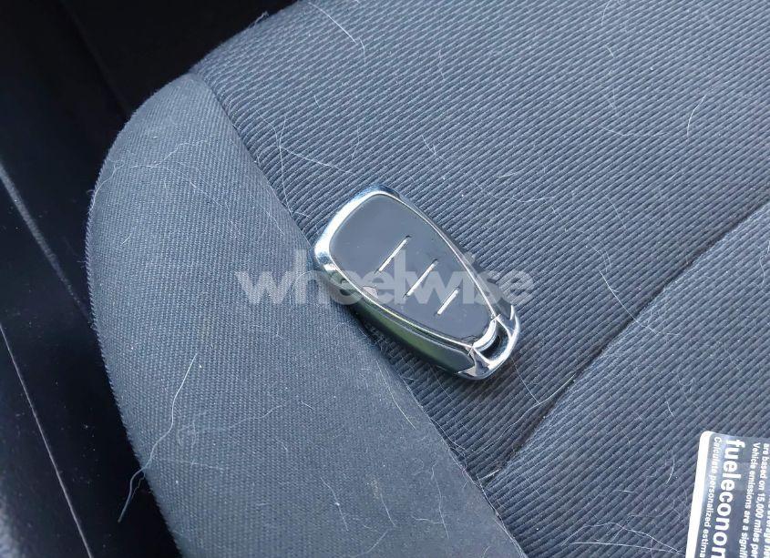 Photo 11 of 2016 Chevrolet Cruze LT AUTO (VIN 1G1BE5SMXG7325045)