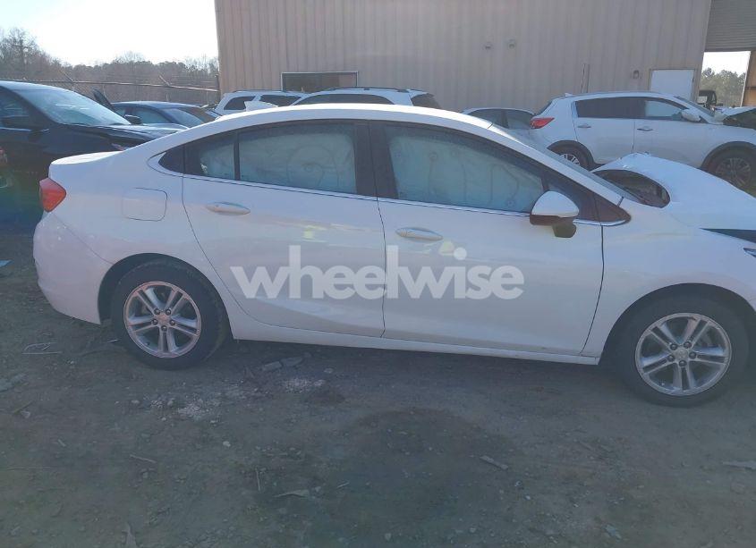 Photo 13 of 2016 Chevrolet Cruze LT AUTO (VIN 1G1BE5SMXG7325045)
