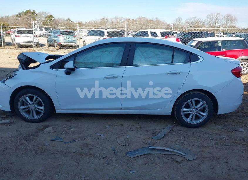 Photo 14 of 2016 Chevrolet Cruze LT AUTO (VIN 1G1BE5SMXG7325045)