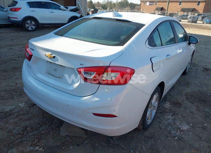 Photo 4 of 2016 Chevrolet Cruze LT AUTO (VIN 1G1BE5SMXG7325045)