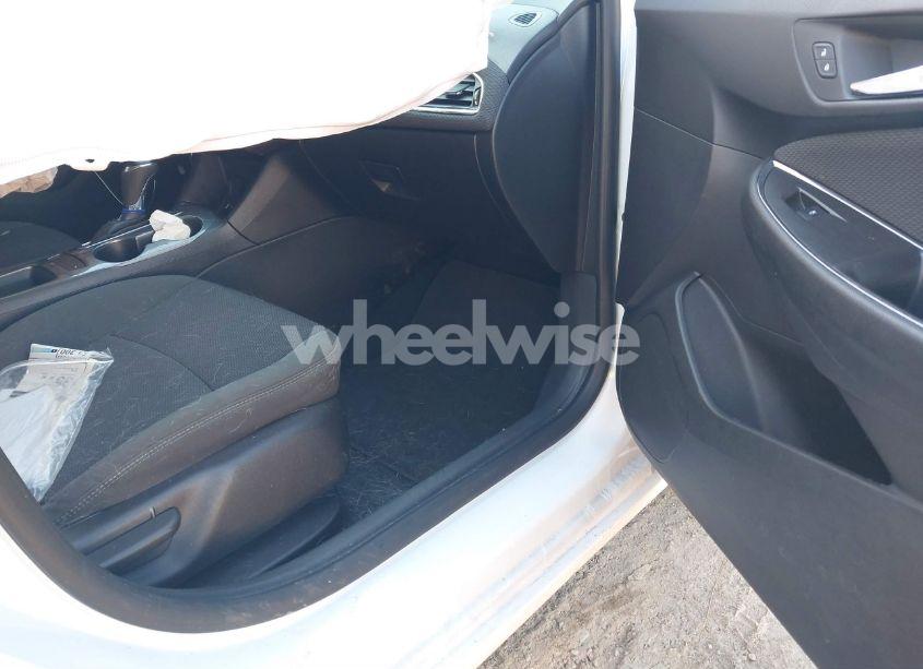 Photo 5 of 2016 Chevrolet Cruze LT AUTO (VIN 1G1BE5SMXG7325045)