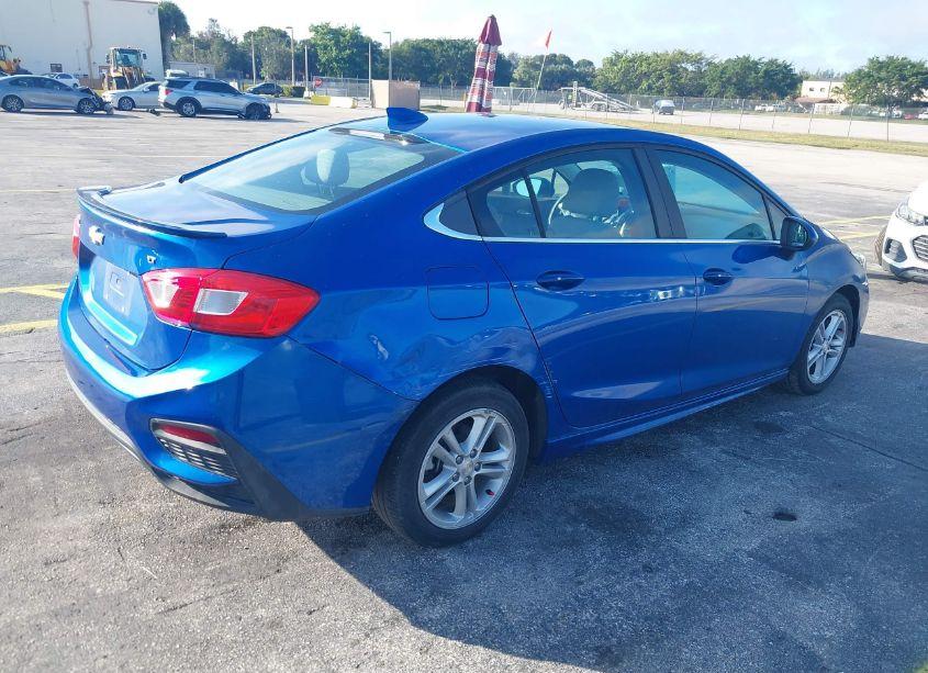 Photo 4 of 2016 Chevrolet Cruze LT AUTO (VIN 1G1BE5SMXG7325157)