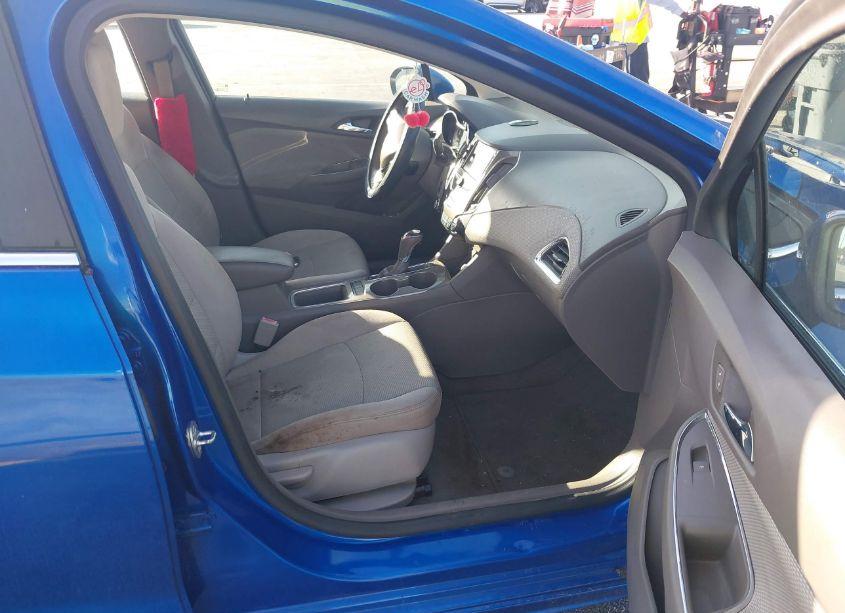 Photo 5 of 2016 Chevrolet Cruze LT AUTO (VIN 1G1BE5SMXG7325157)