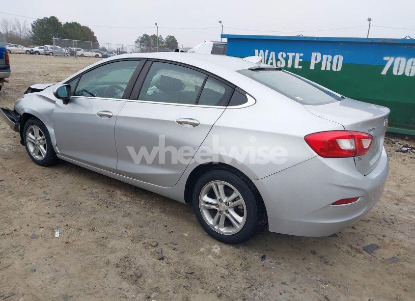 Photo 3 of 2017 Chevrolet Cruze LT AUTO (VIN 1G1BE5SMXH7102456)