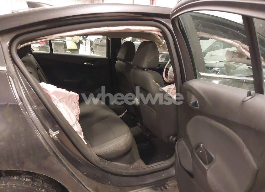 Photo 8 of 2017 Chevrolet Cruze LT AUTO (VIN 1G1BE5SMXH7105938)