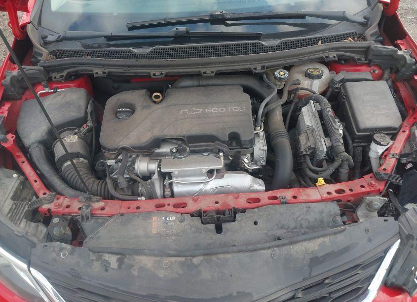 Photo 10 of 2017 Chevrolet Cruze LT AUTO (VIN 1G1BE5SMXH7120729)