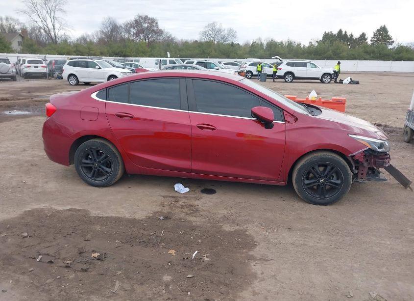 Photo 13 of 2017 Chevrolet Cruze LT AUTO (VIN 1G1BE5SMXH7132654)