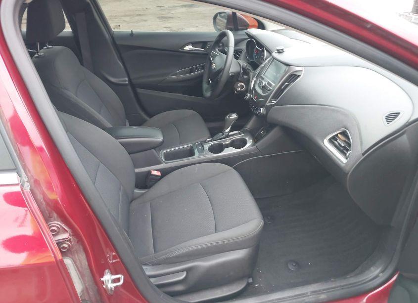 Photo 5 of 2017 Chevrolet Cruze LT AUTO (VIN 1G1BE5SMXH7132654)