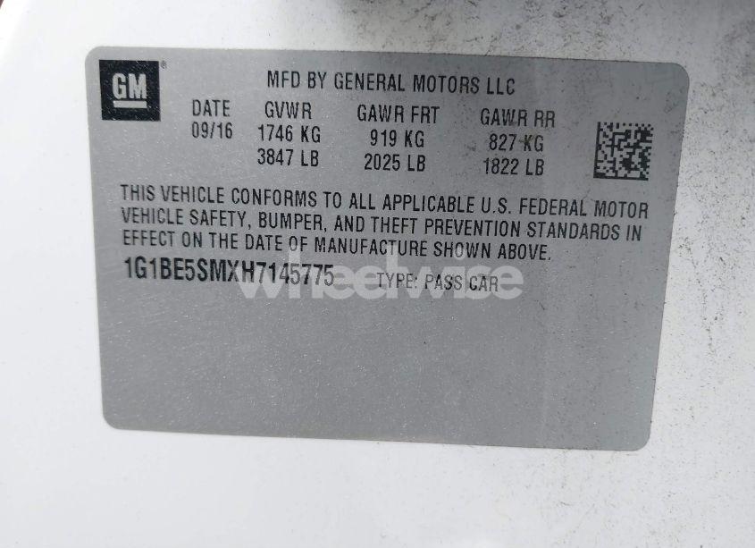 Photo 9 of 2017 Chevrolet Cruze LT AUTO (VIN 1G1BE5SMXH7145775)