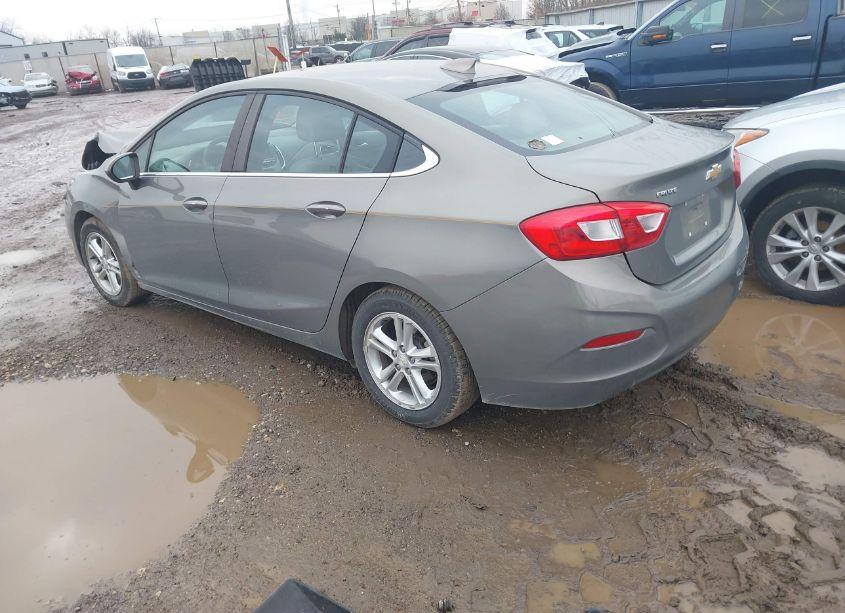 Photo 3 of 2017 Chevrolet Cruze LT AUTO (VIN 1G1BE5SMXH7148899)