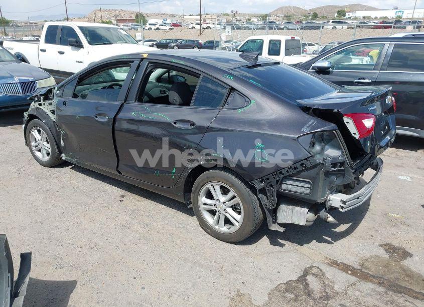 Photo 3 of 2017 Chevrolet Cruze LT AUTO (VIN 1G1BE5SMXH7154072)