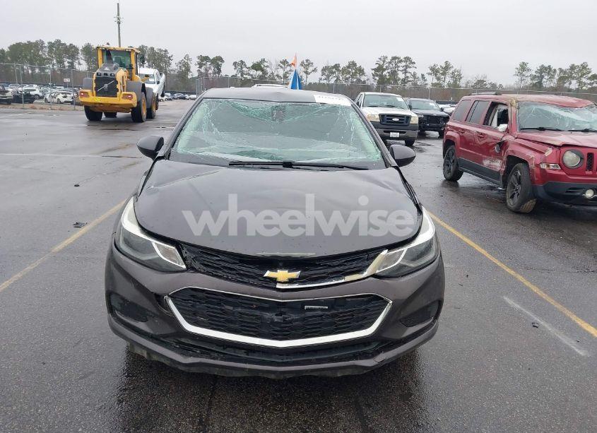 Photo 12 of 2017 Chevrolet Cruze LT AUTO (VIN 1G1BE5SMXH7178193)