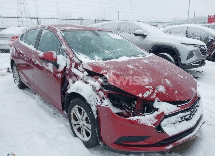 2017 Chevrolet Cruze LT AUTO (VIN 1G1BE5SMXH7200869) main photo