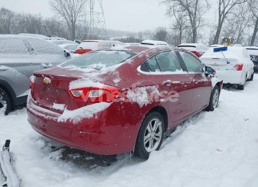 Photo 4 of 2017 Chevrolet Cruze LT AUTO (VIN 1G1BE5SMXH7200869)