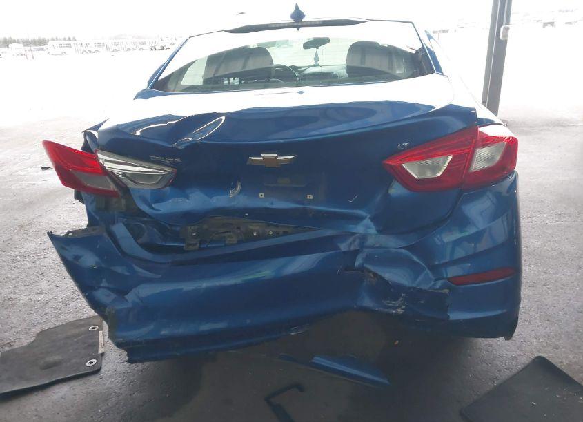 Photo 15 of 2017 Chevrolet Cruze LT AUTO (VIN 1G1BE5SMXH7214481)