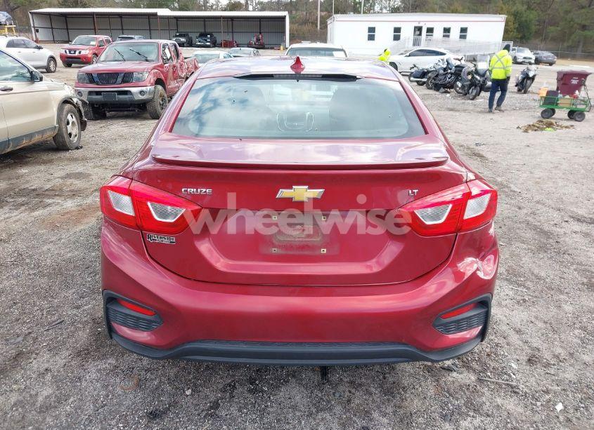 Photo 16 of 2017 Chevrolet Cruze LT AUTO (VIN 1G1BE5SMXH7222192)