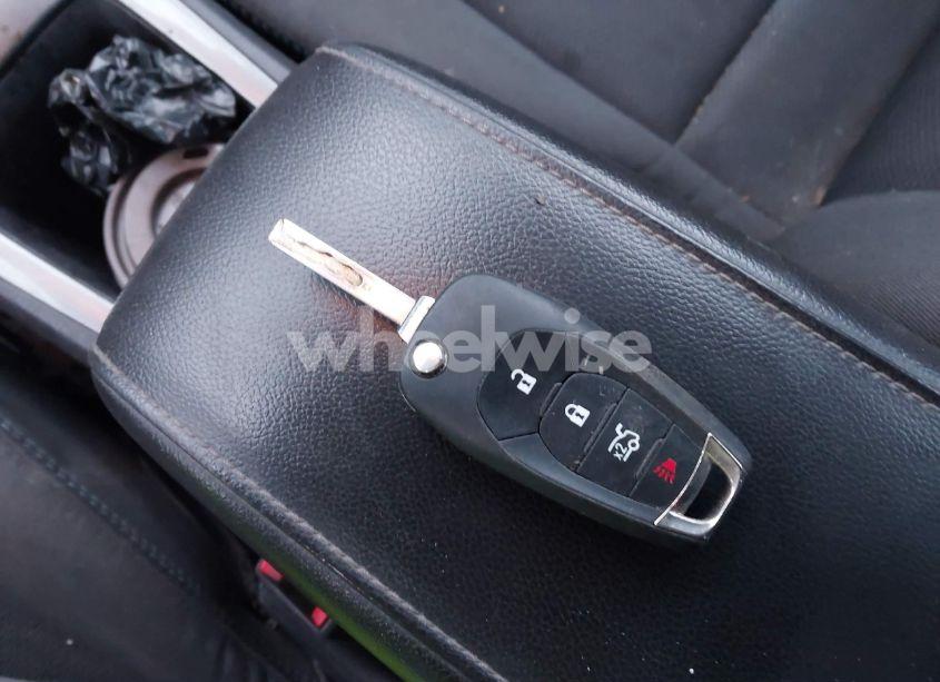 Photo 11 of 2017 Chevrolet Cruze LT AUTO (VIN 1G1BE5SMXH7236285)