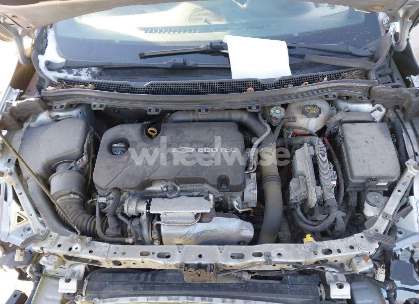 Photo 10 of 2017 Chevrolet Cruze LT AUTO (VIN 1G1BE5SMXH7260666)