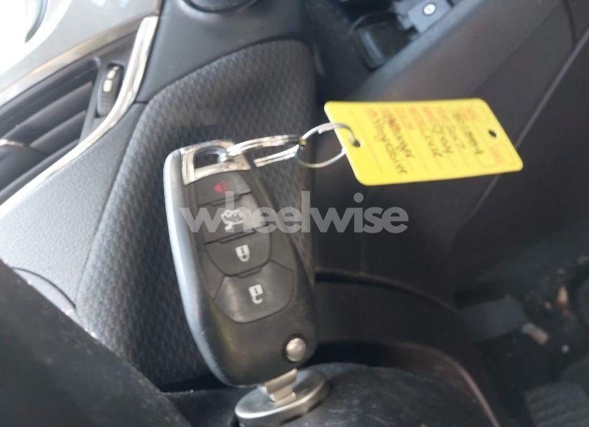 Photo 11 of 2017 Chevrolet Cruze LT AUTO (VIN 1G1BE5SMXH7273644)