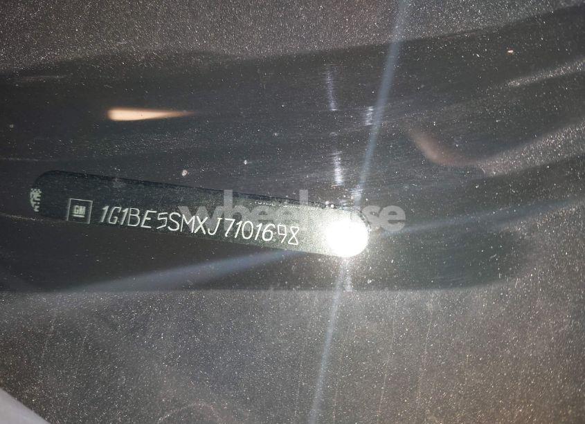 Photo 9 of 2018 Chevrolet Cruze LT AUTO (VIN 1G1BE5SMXJ7101698)