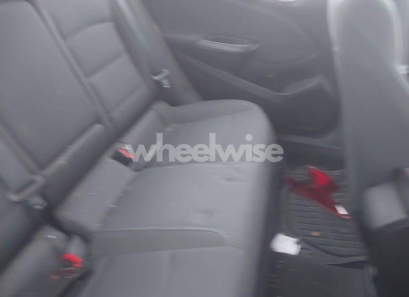 Photo 8 of 2018 Chevrolet Cruze LT AUTO (VIN 1G1BE5SMXJ7103922)