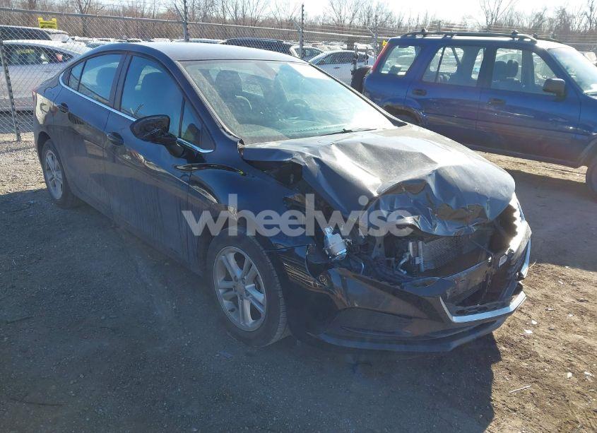 2018 Chevrolet Cruze LT AUTO (VIN 1G1BE5SMXJ7134183) main photo
