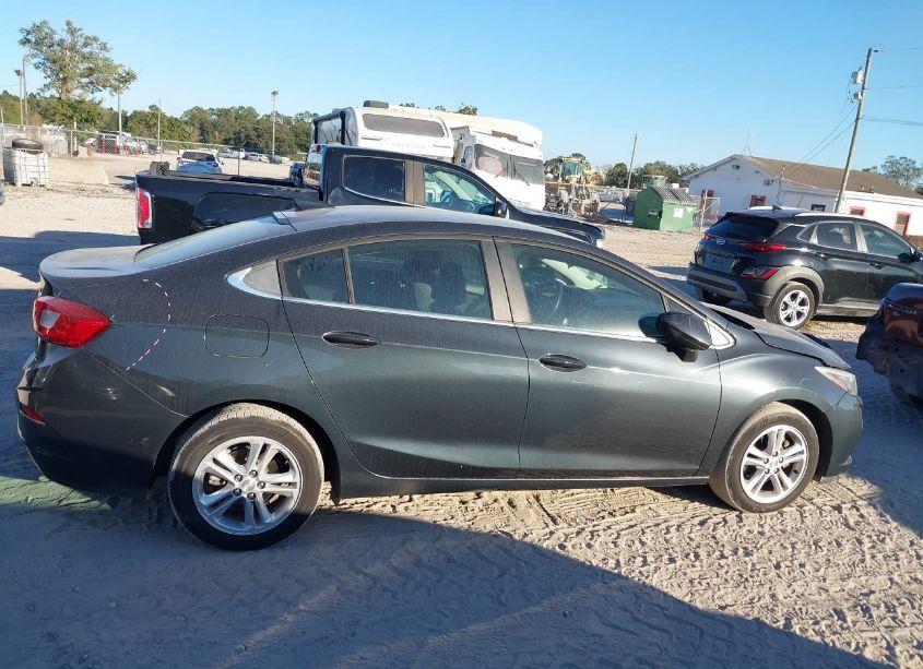 Photo 13 of 2018 Chevrolet Cruze LT AUTO (VIN 1G1BE5SMXJ7158208)