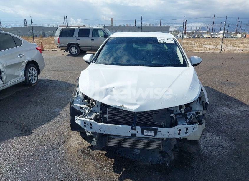 Photo 13 of 2018 Chevrolet Cruze LT AUTO (VIN 1G1BE5SMXJ7185697)