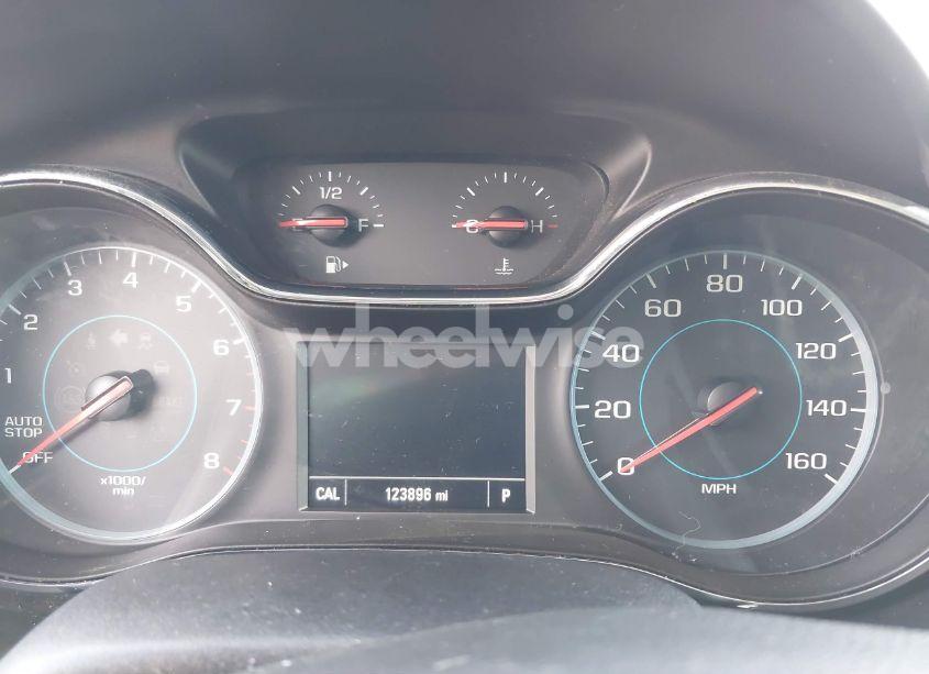 Photo 7 of 2018 Chevrolet Cruze LT AUTO (VIN 1G1BE5SMXJ7185697)