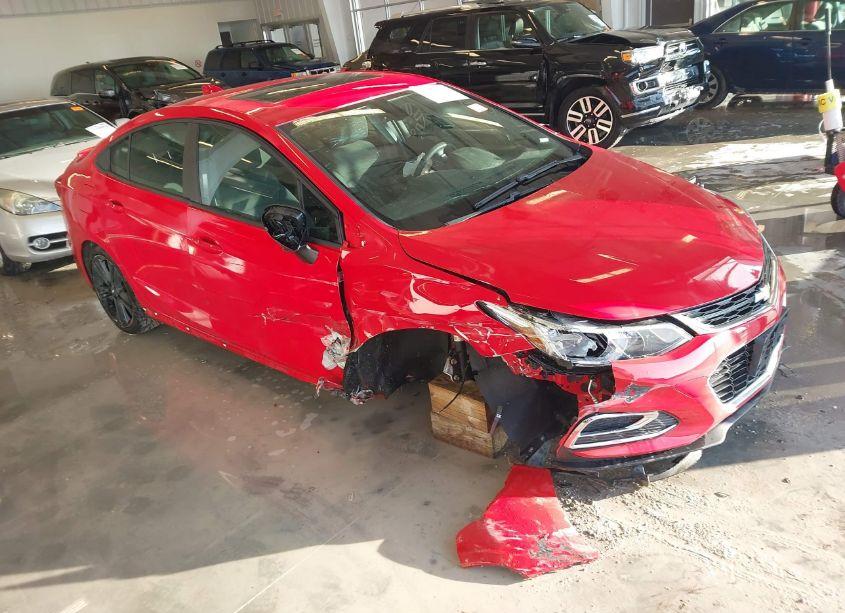 2018 Chevrolet Cruze LT AUTO (VIN 1G1BE5SMXJ7208654) main photo