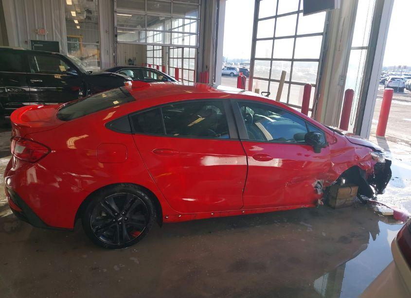 Photo 14 of 2018 Chevrolet Cruze LT AUTO (VIN 1G1BE5SMXJ7208654)