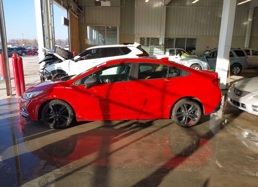 Photo 15 of 2018 Chevrolet Cruze LT AUTO (VIN 1G1BE5SMXJ7208654)